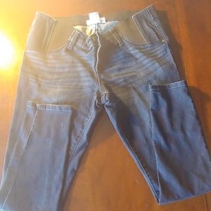 Maternity skinny jeans